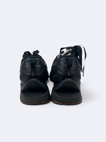 Sacai x VaporWaffle "Black Gum" - 45 Casual Area