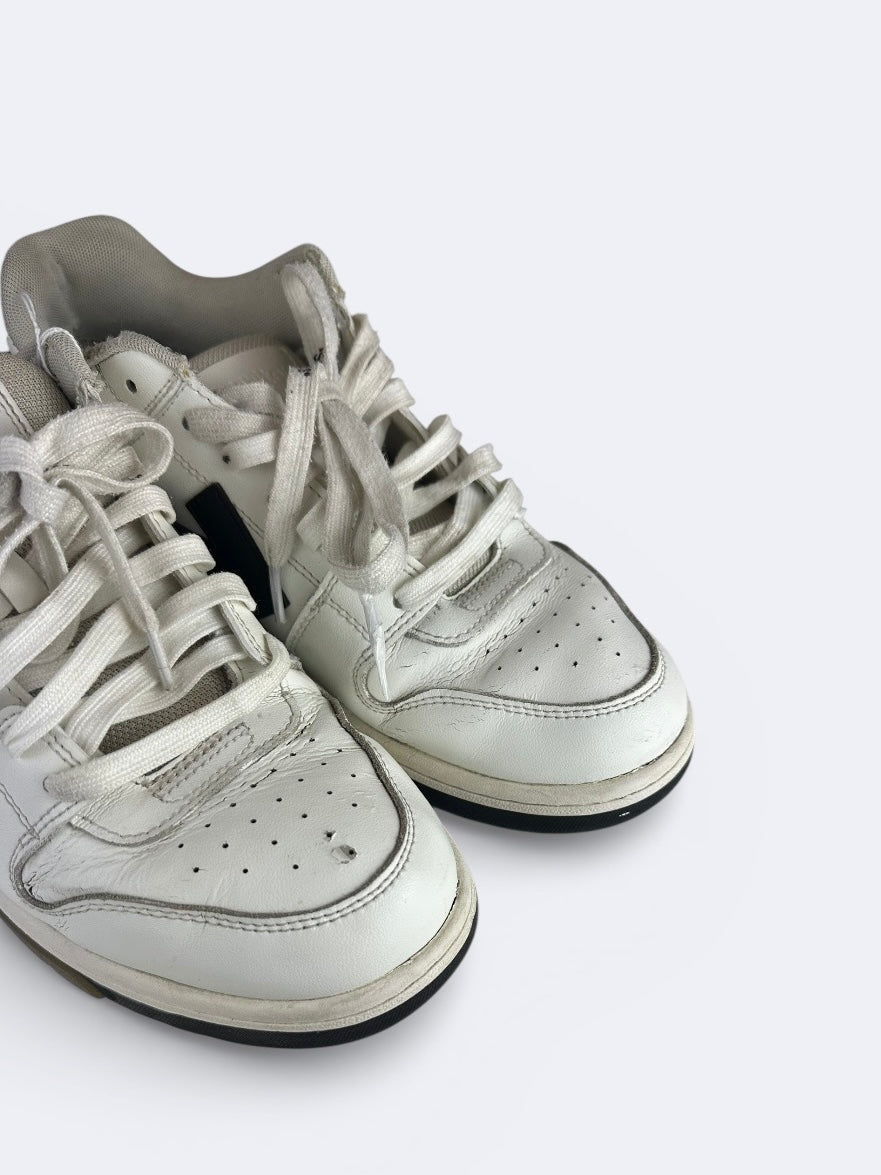 Off-White Out Of Office - 44 Casual Area