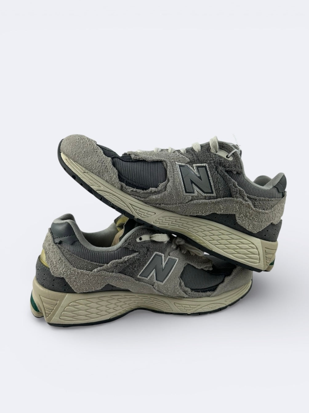 New Balance 2002R Protection Pack Rain Cloud - 43 Casual Area