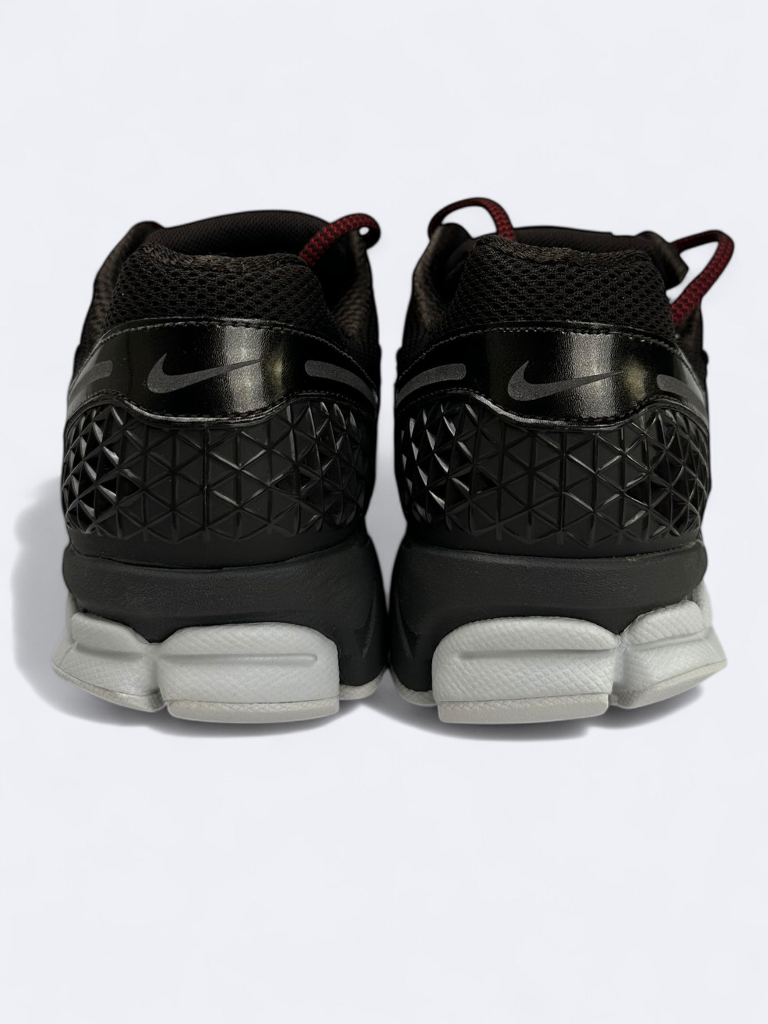 Nike Vomero 5 - 43 Casual Area