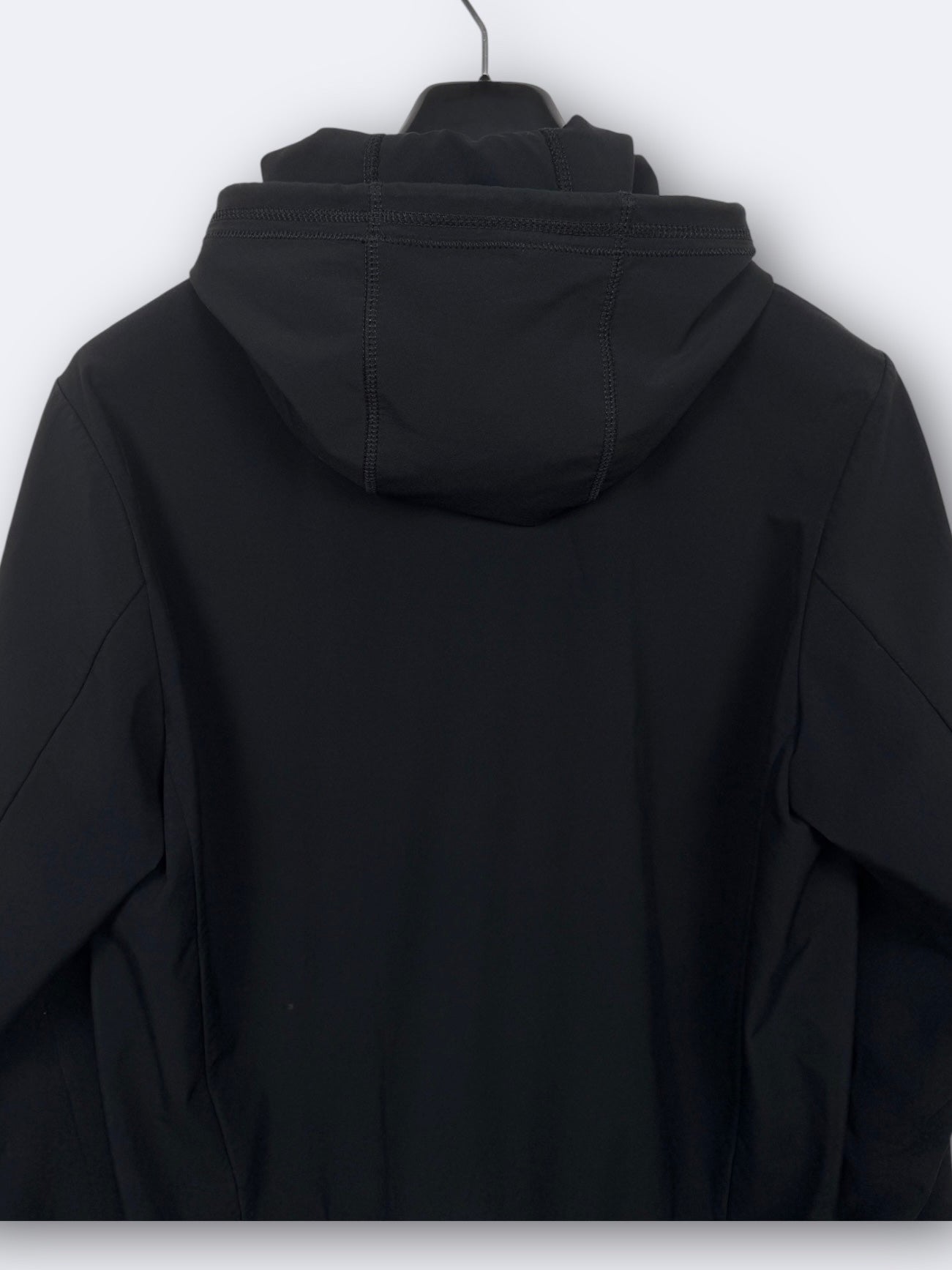 Light Soft Shell-R Stone Island - L Casual Area