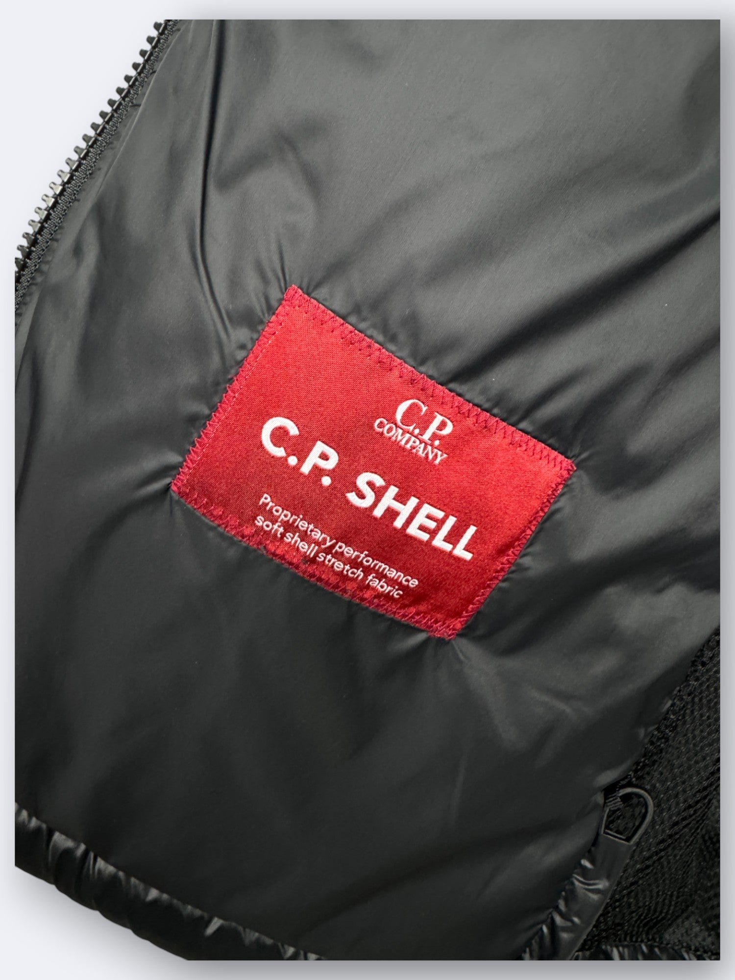 C.P. Shell-R C.P. Company - M Casual Area