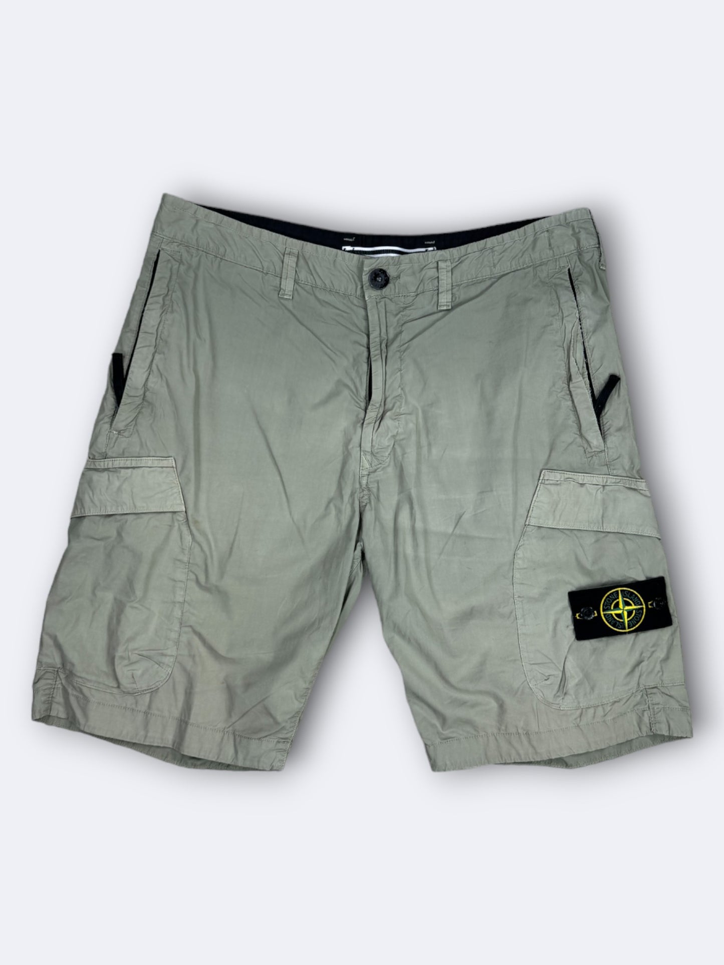 Short Stone Island - M Casual Area